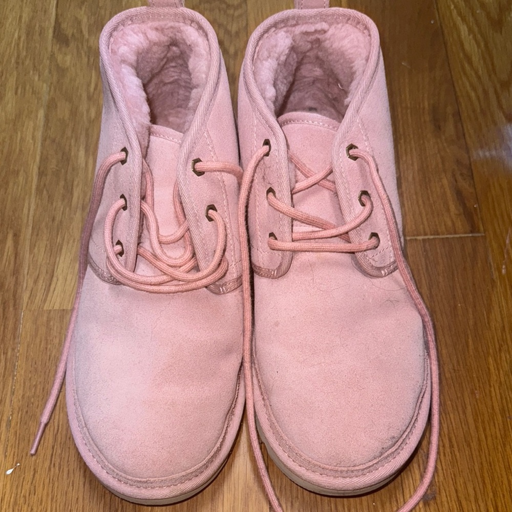 Ugg neumel
